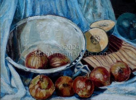 Enamel bowl and onions