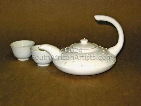 Tea Pot With 2 Cups (Set)