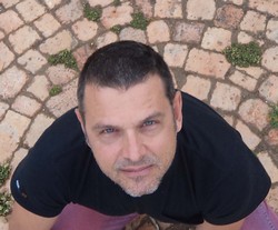 Darren Bayett