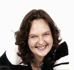 Lynne Joubert
