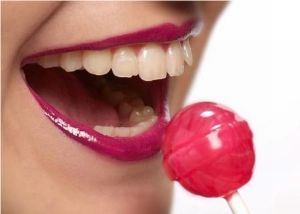 "Lolly lips"