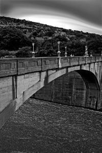 "Hartebeespoort Dam Bridge"